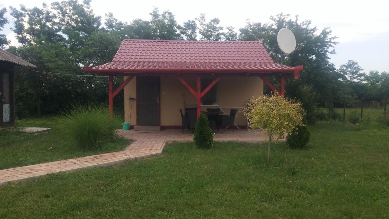 Rákóczi Vendégház Poroszló Exterior foto