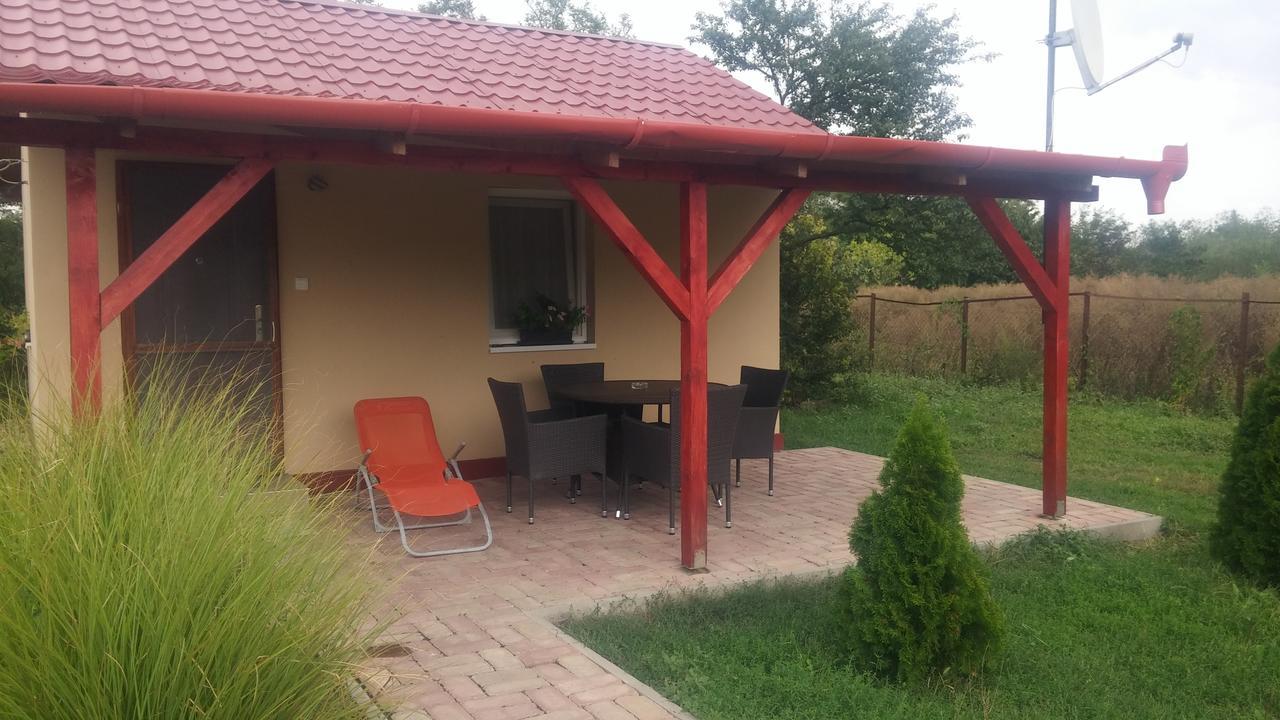 Rákóczi Vendégház Poroszló Exterior foto